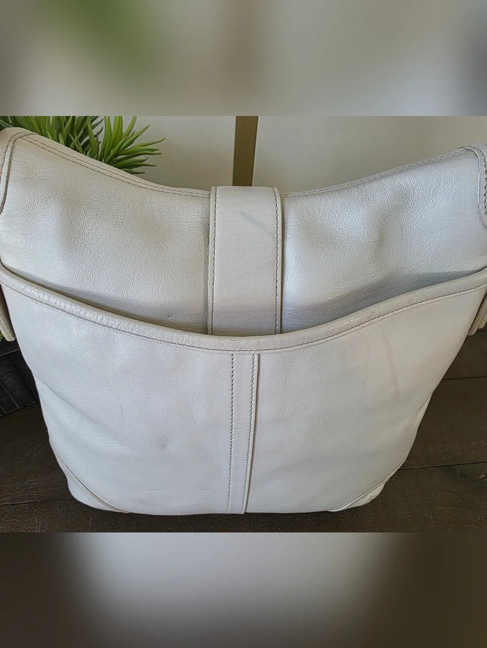 Coach Vintage Soho Large White Leather Convertible Crossbody Shoulder Bag Y2K